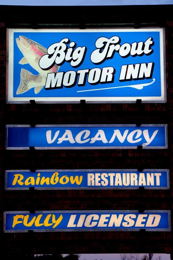 Big Trout Motel オベロン エクステリア 写真